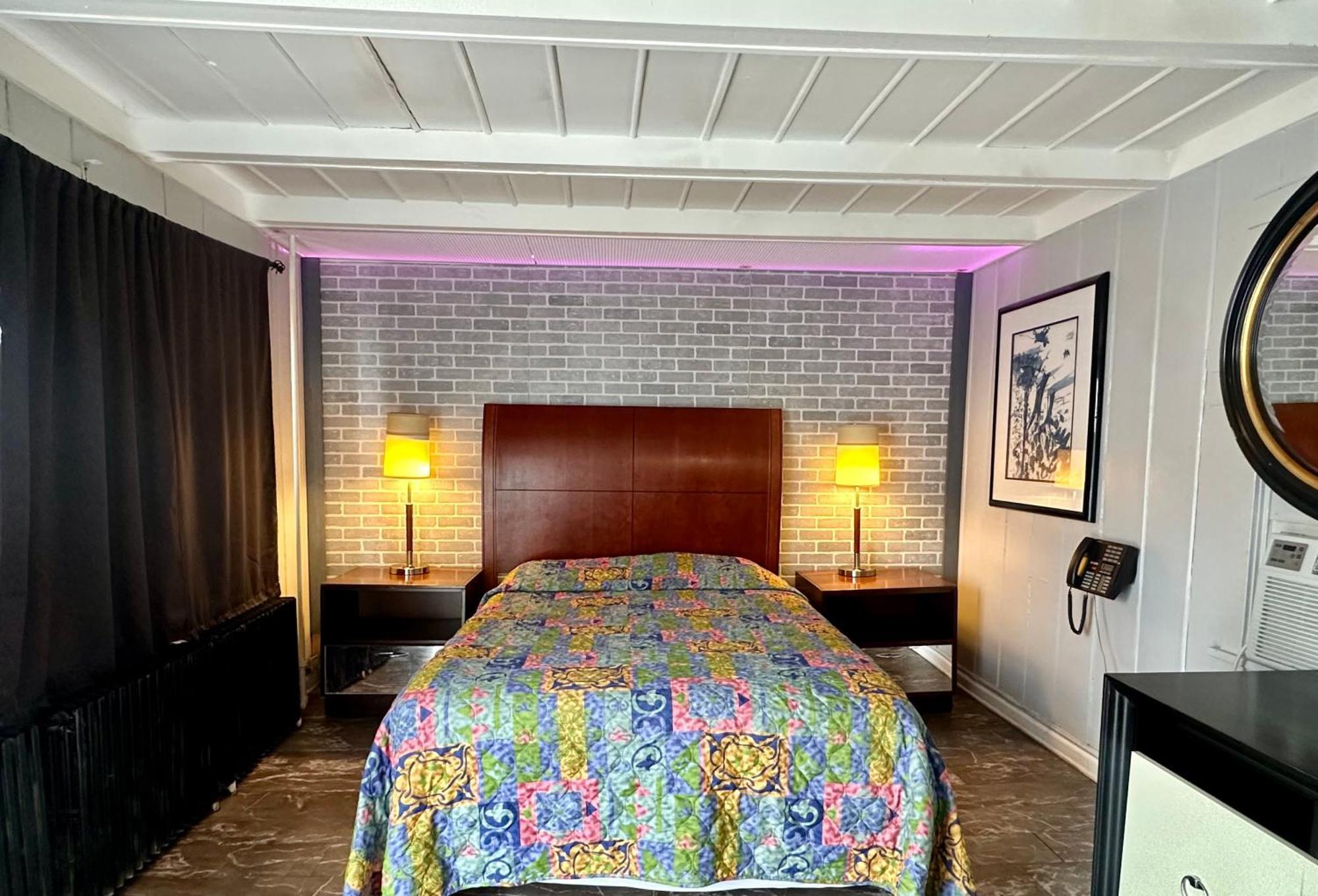 Hotel By Oyo O'hare Airport Chicago 2*